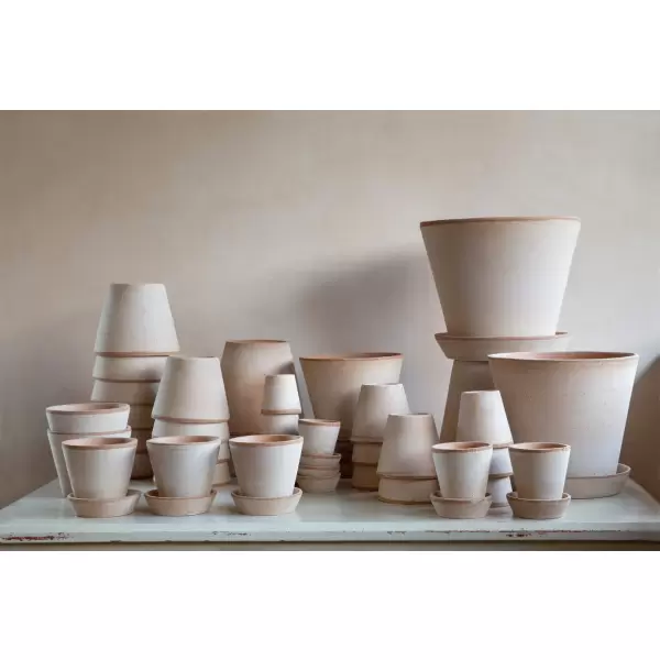 Bergs Potter - Urtepotte Julie inkl underskål, Rosa Ø:14 cm.