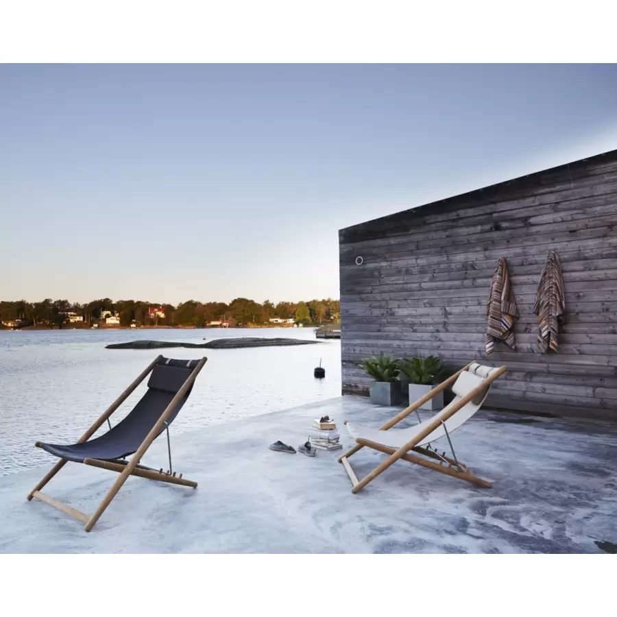 Skargaarden - H55 liggestol Teak og sunbrella stof