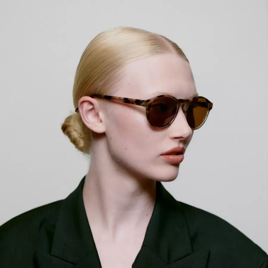 A.Kjærbede - Solbrille Marvin, Coquina