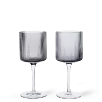 Ferm Living - 2 stk. Ripple Hvidvinsglas, Smoked Grey Ferm Living - 2 stk. Ripple Hvidvinsglas, Smoked Grey