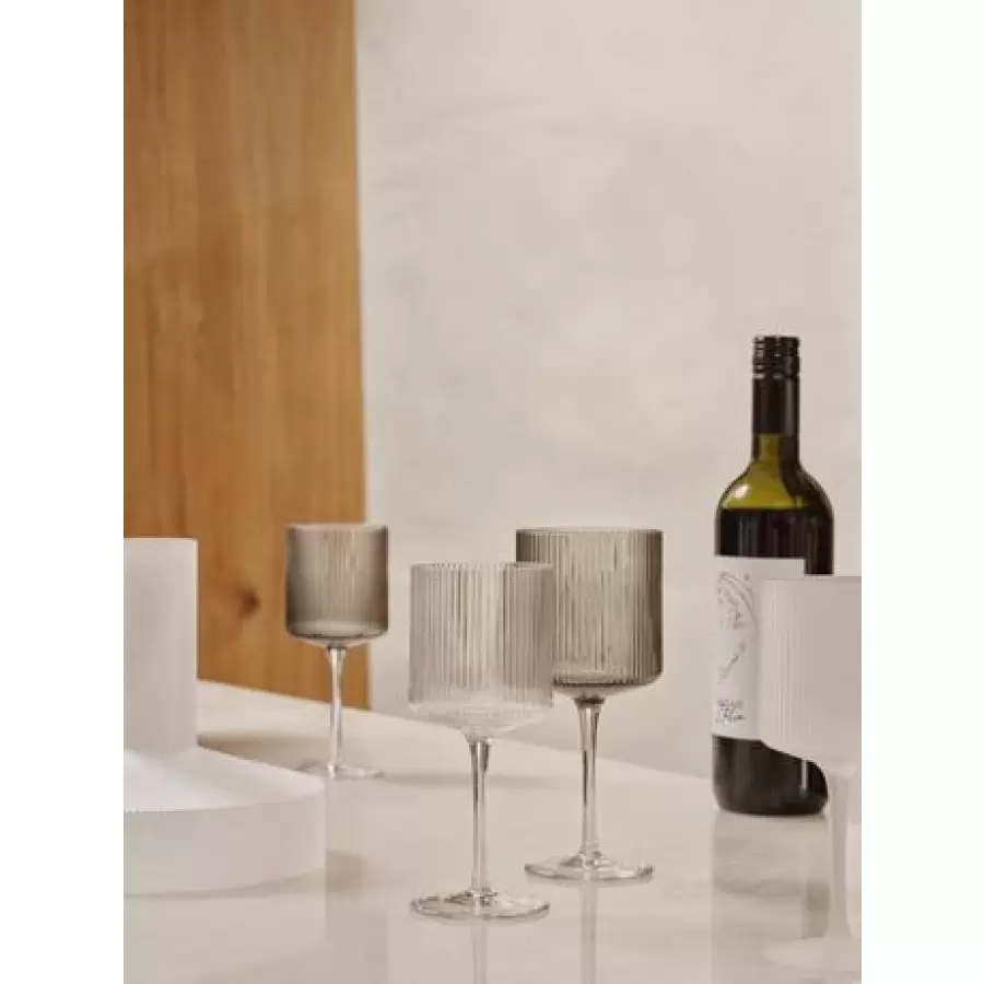 ferm LIVING - 2 stk. Ripple Hvidvinsglas, Smoked Grey