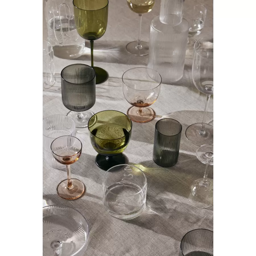 ferm LIVING - 2 stk. Ripple Vinglas, Smoked Grey