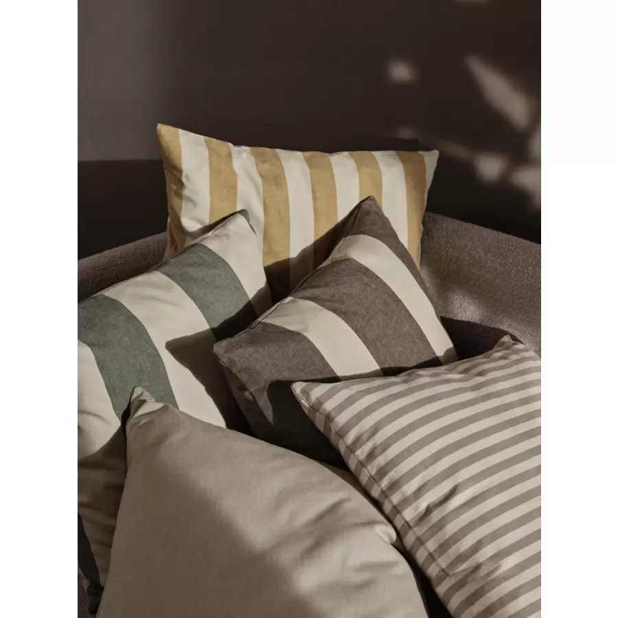 ferm LIVING - Udendørs pudebetræk Strand, Carob Brown/Parchment