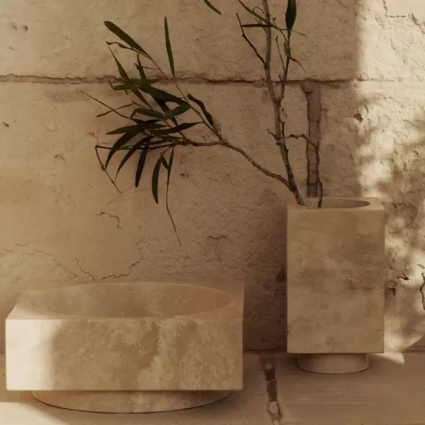 ferm LIVING - Opsats Hew High Centrepiece, Travertin, Hent selv