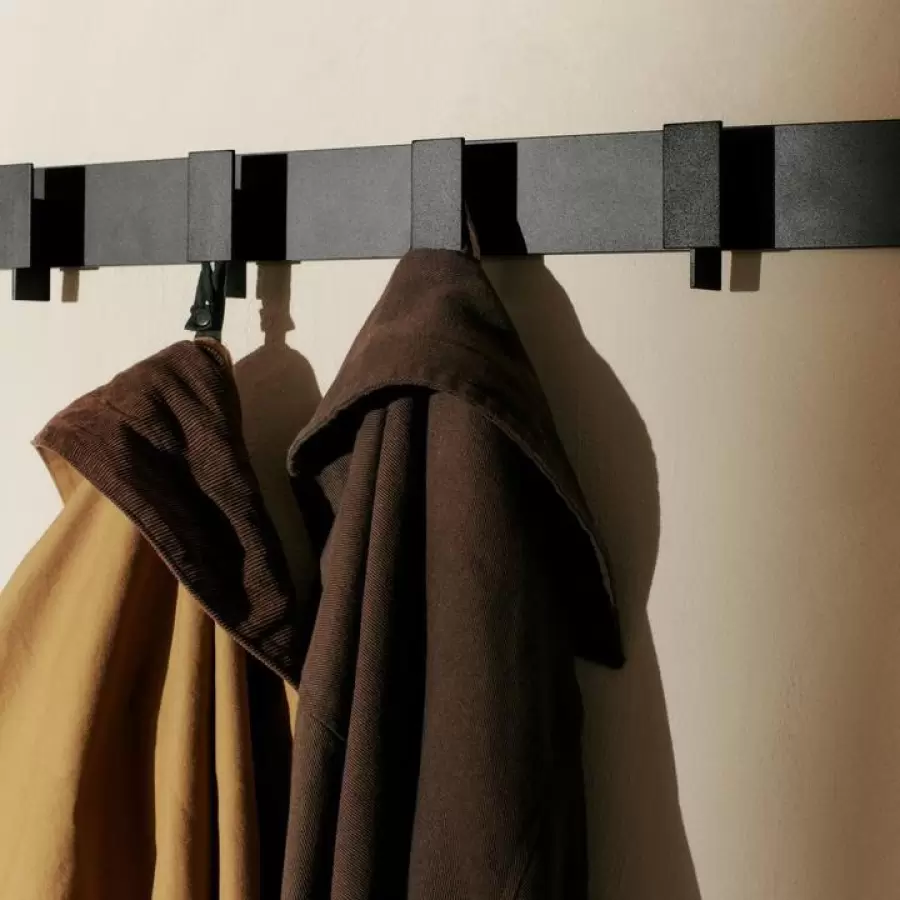 ferm LIVING - Knagerække Lager, Sort L:72