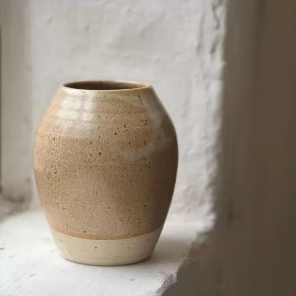 Vangs Keramiske Værksted - Keramik vase brun
