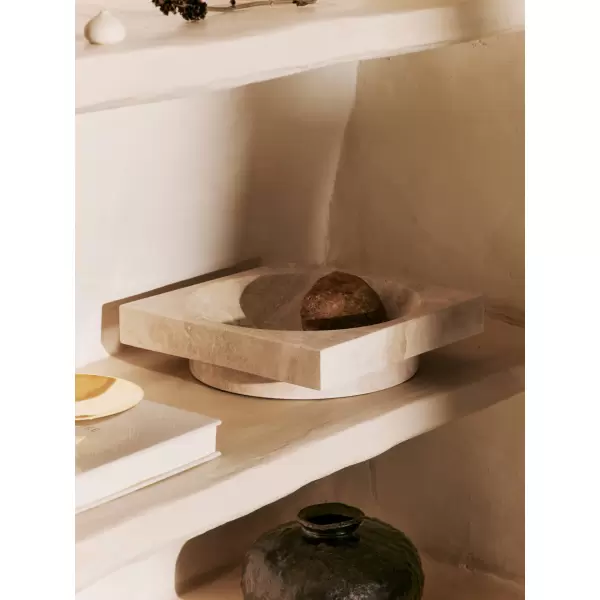ferm LIVING - Opsats Hew Low Centrepiece, Travertin, Hent selv