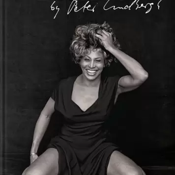 New Mags - Tina Turner by Peter Lindbergh New Mags - Tina Turner by Peter Lindbergh