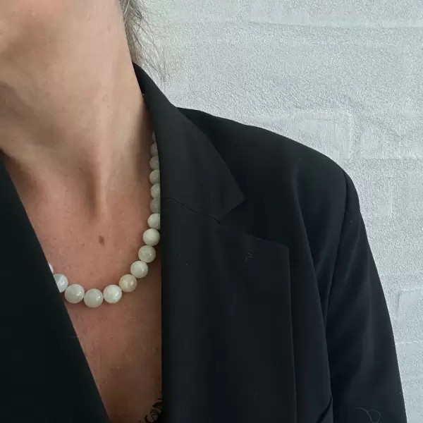 Sisse Dinesen - Halskæde Monica Moonstone, Forgyldt