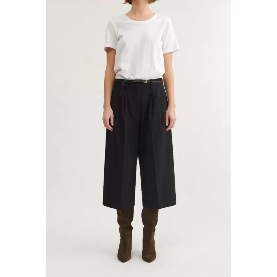 Basic Apparel - Marjorie Shorts, sort