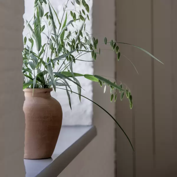 TELL ME MORE - Terracina urn, medium
