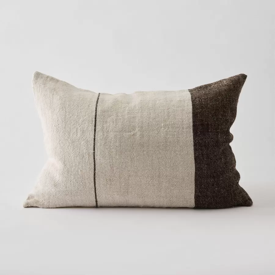 TELL ME MORE - Pudebetræk Adrian 40x60