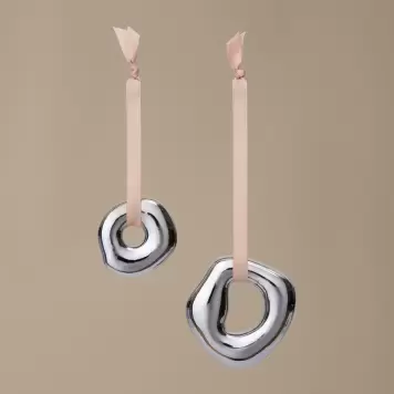 Ferm Living - 2 ornamenter Orrith, Sølvfinish