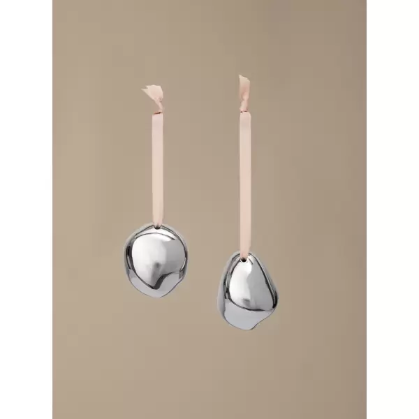 ferm LIVING - 2 juleornamenter Bellure, Sølvfinish ferm LIVING - 2 juleornamenter Bellure, Sølvfinish