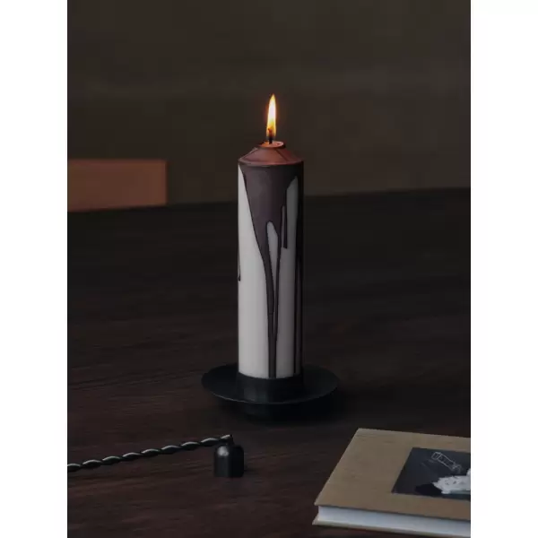 ferm LIVING - Dryp Pillar Candle - H20 - Dark Chocolate