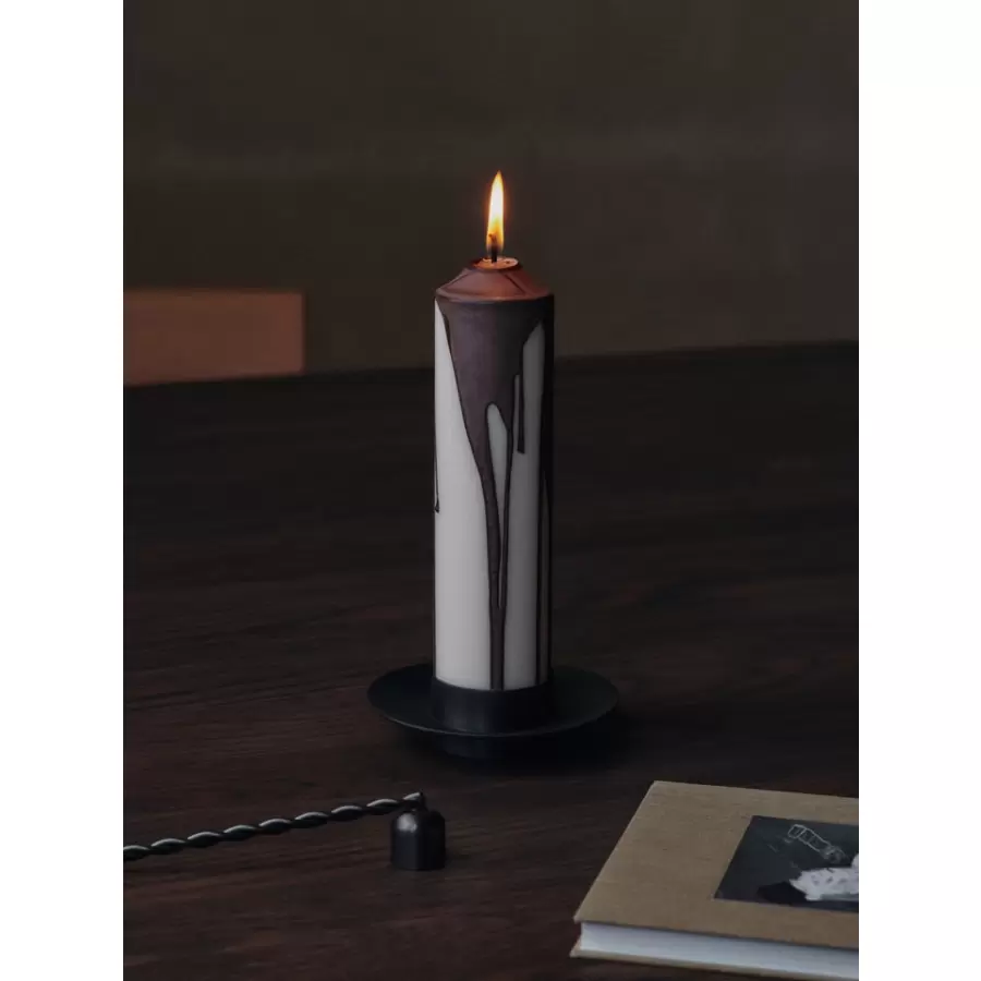 ferm LIVING - Dryp Pillar Candle - H20 - Dark Chocolate