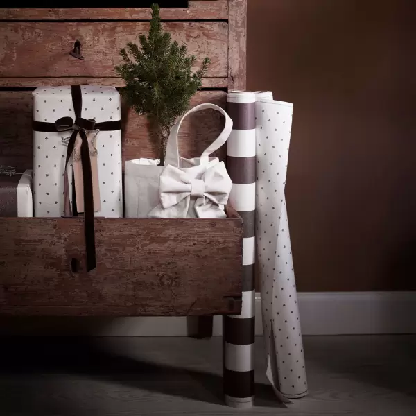 TineK Home - Mega gavepapir, 70 cm, 10 m rulle, mocca