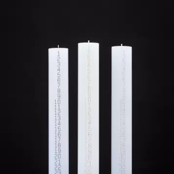 KunstIndustrien - Kalenderlys Monoline Ø:6*40 cm. - sort- eller guldtryk