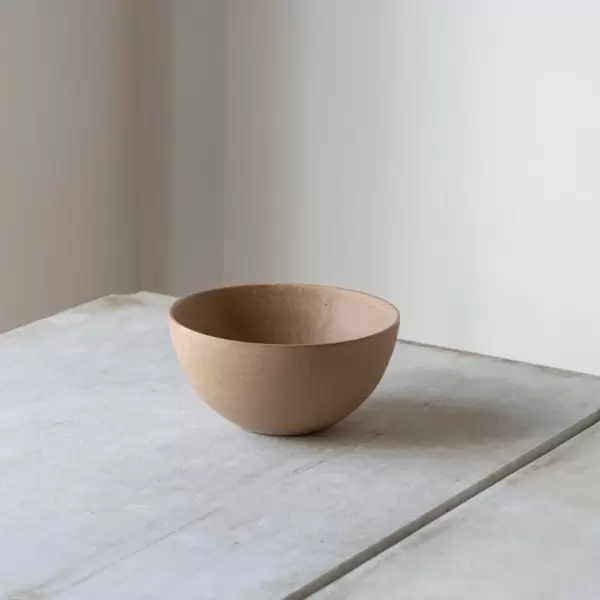 Julie Damhus - Oda håndlavet keramik skål, Medium Julie Damhus - Oda håndlavet keramik skål, Medium