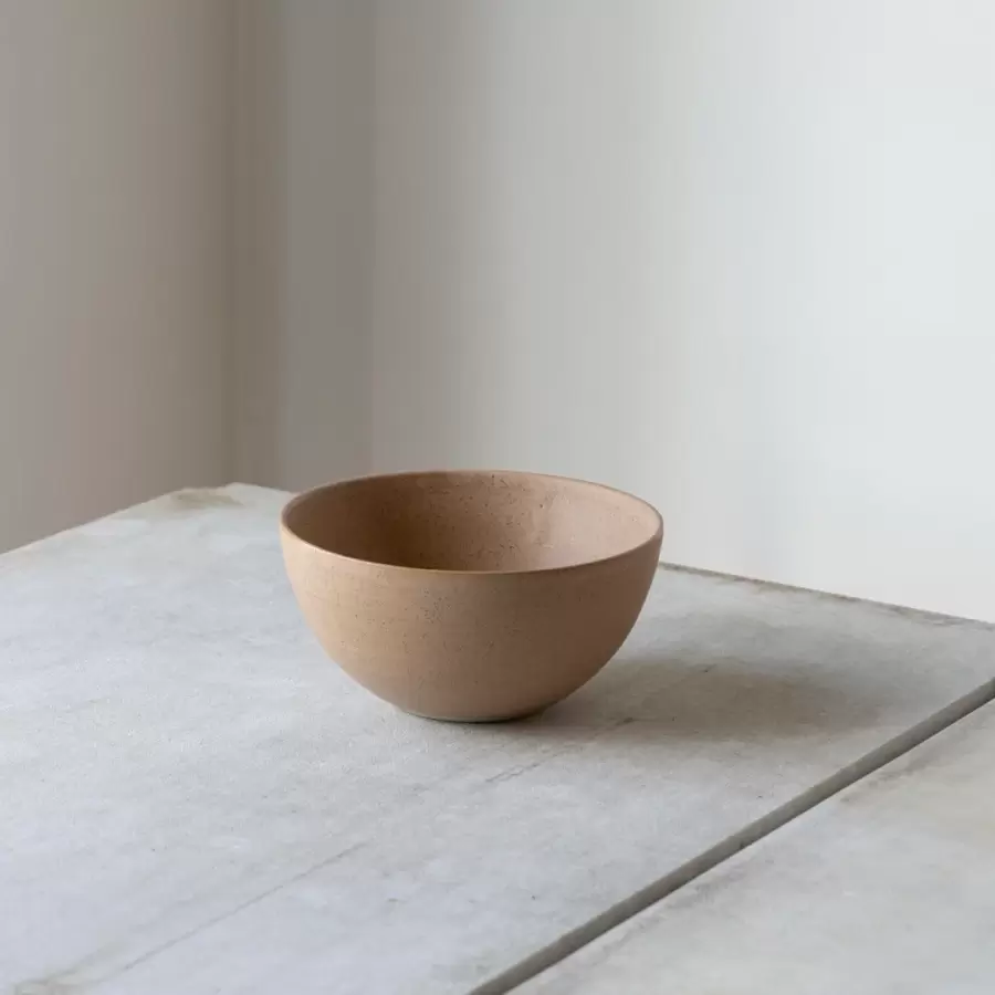 Julie Damhus - Oda håndlavet keramik skål, Medium Julie Damhus - Oda håndlavet keramik skål, Medium