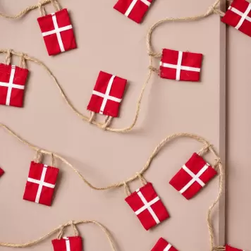 Ib Laursen -  Flagranke Dannebrog 20 flag