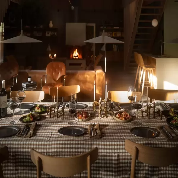 Lovely Linen - Hørdug Misty Square, Almond/Off White 145*380 Lovely Linen - Hørdug Misty Square, Almond/Off White 145*380