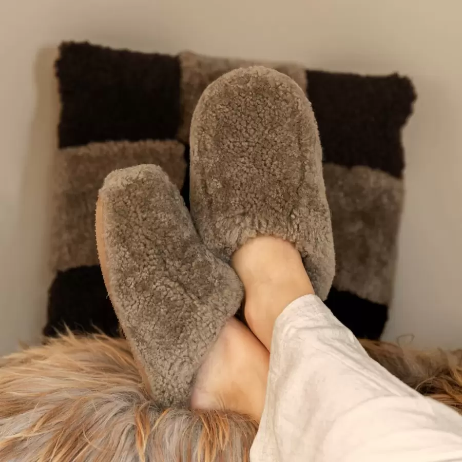 Shepherd - Slippers Jenny, Stone