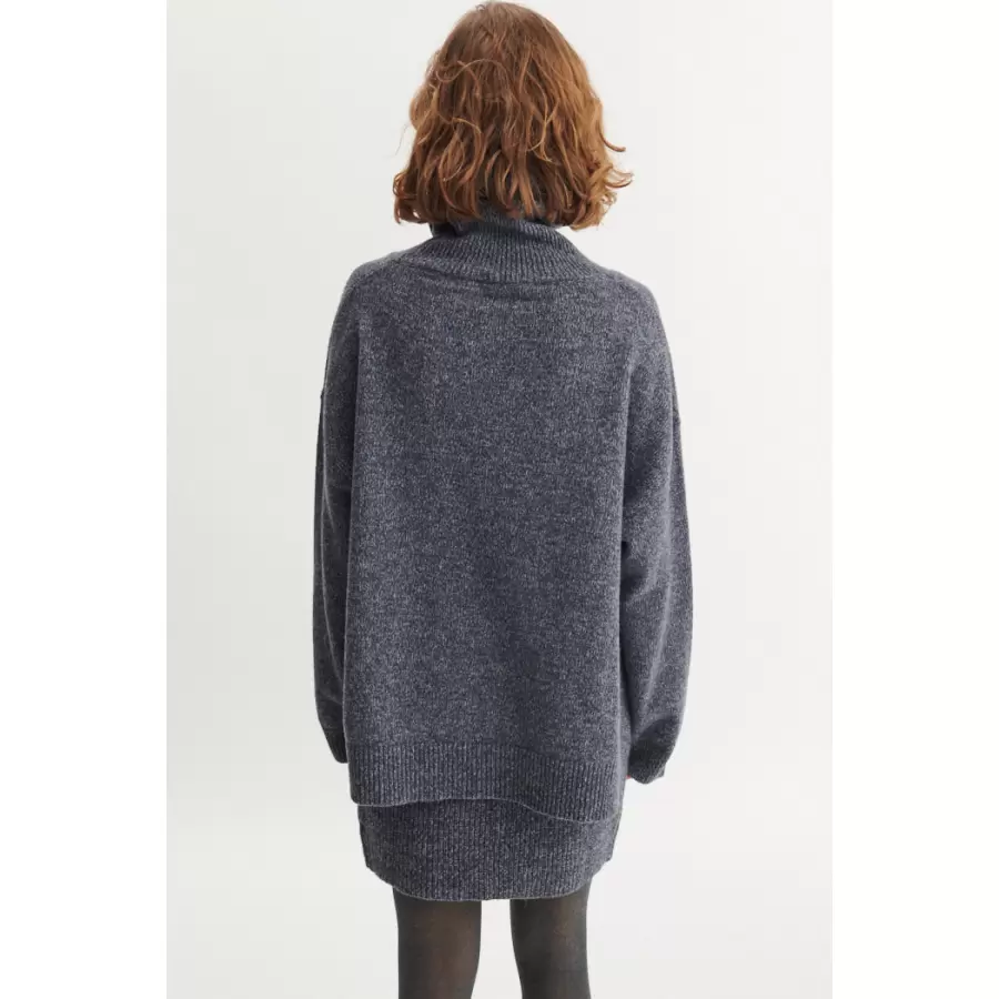 Basic Apparel - Randi T-neck