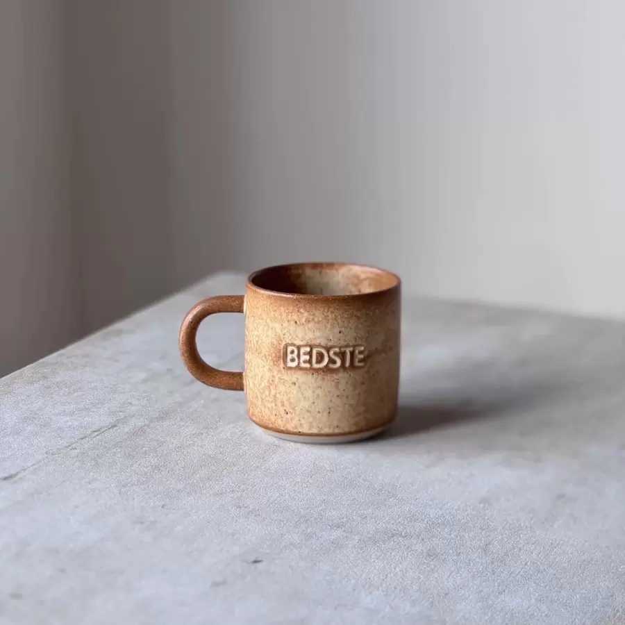 Julie Damhus - Bedste kop brun