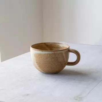 Julie Damhus - ODA te eller latte/cappucino kop m. hank, brun Julie Damhus - ODA te eller latte/cappucino kop m. hank, brun