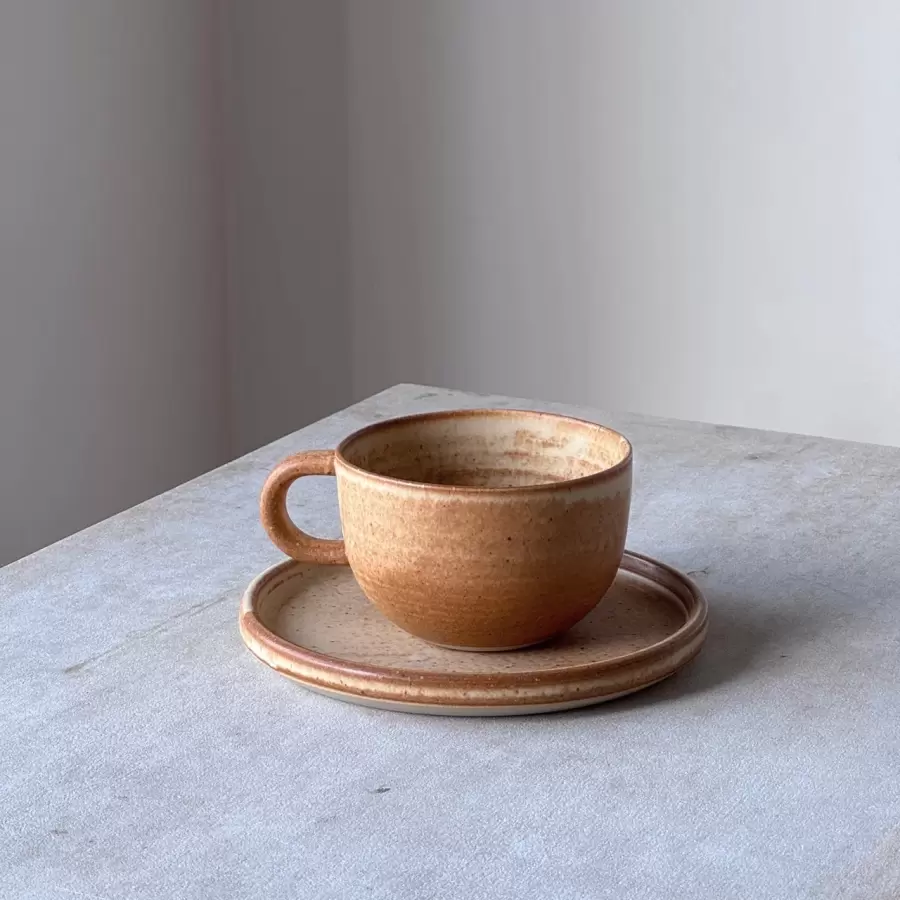 Julie Damhus - ODA te eller latte/cappucino kop m. hank, brun