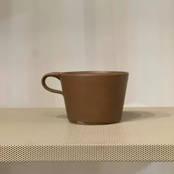 Per Bo - Stor keramik kop, brun