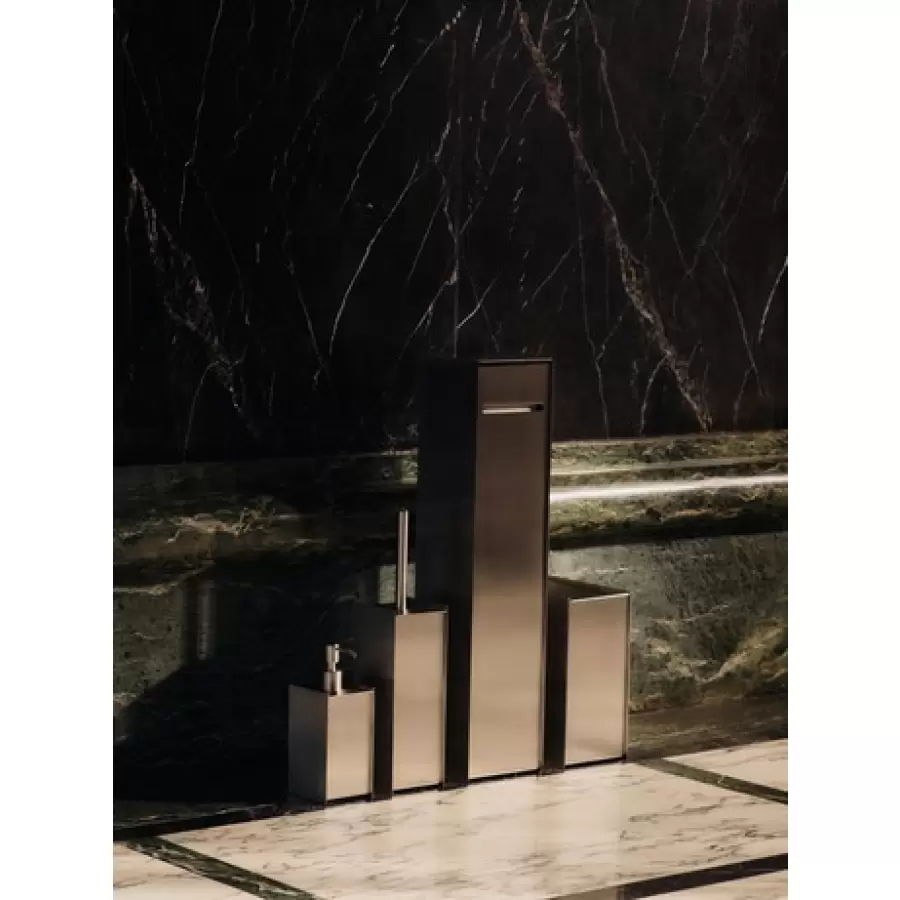 ferm LIVING - Sama sæbedispenser, børstet rustfrit stål, rummer 0,5 l