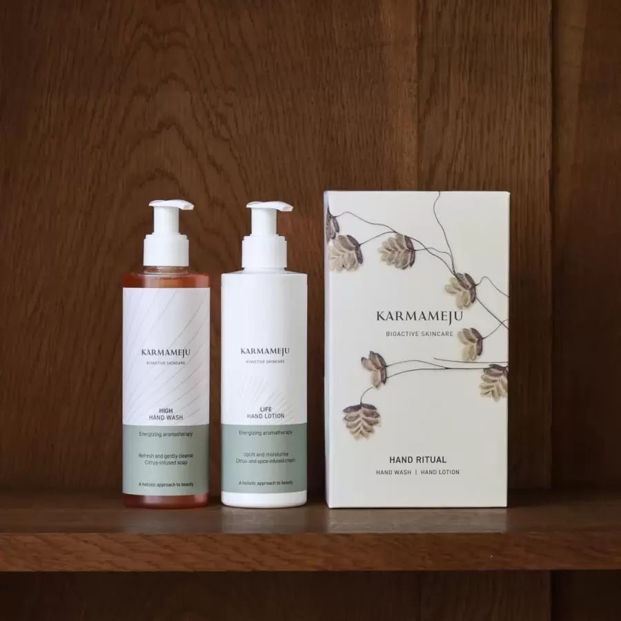 Karmameju - Gaveæske Værdi 408,- HAND RITUAL