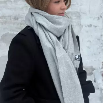 Silkeborg Uldspinderi - Baby Alpaca Tørklæde Arequipa, Lysegrå 60*200