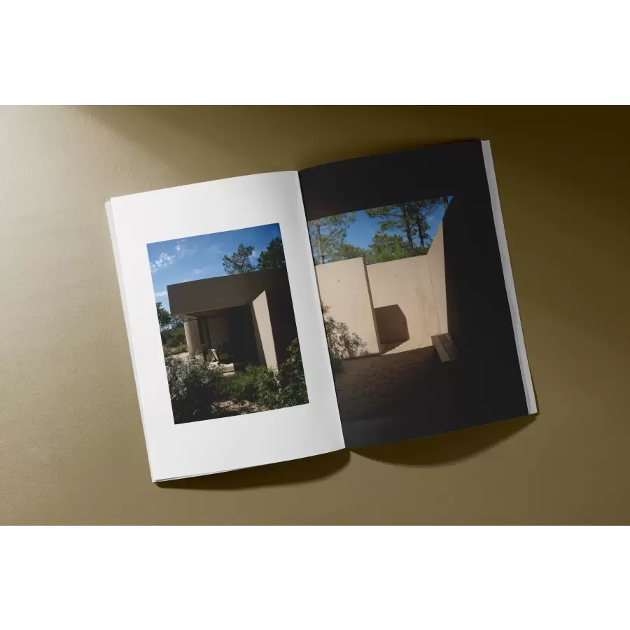 New Mags -  Akt Magazine Issue VI