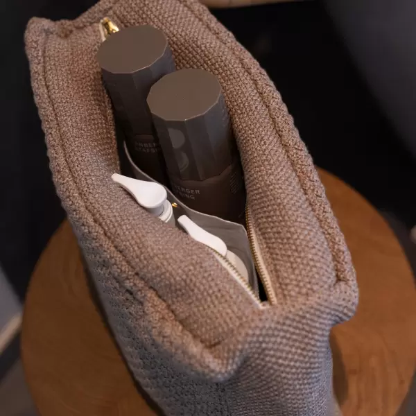 By LOHN - Strikket Toilettaske Petra, Tiger Melange