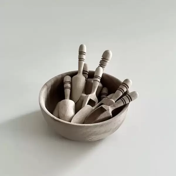 Manipura Living - Saltske Walnut