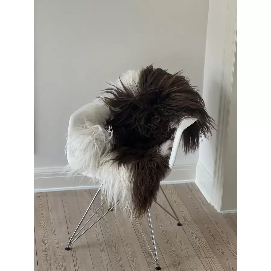 KAiKU selection - Langhåret lammeskind 100-110 cm, Naturligt plettet