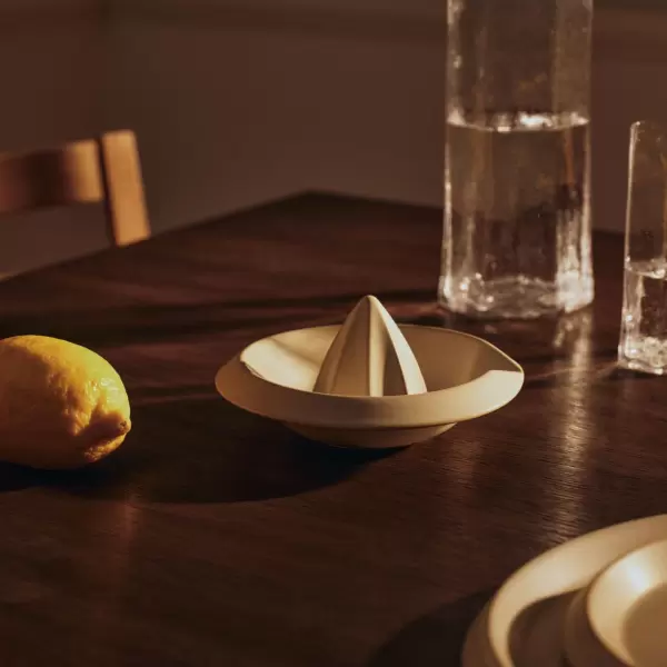 ferm LIVING - Erena Citronpresser, Cream