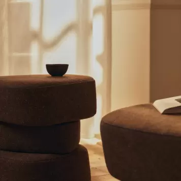 Ferm Living - 2 stk. Koyo Skåle, Dark Brown/Buff Ø:8,5