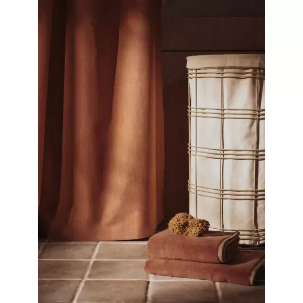 ferm LIVING - Ekko ferm Håndklæde  B: 50 x H: 100 cm  - vælg farve