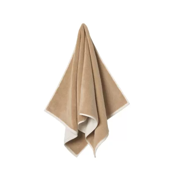 ferm LIVING - Badehåndklæde Ekko ØKO, 70*140 - Fl. farver