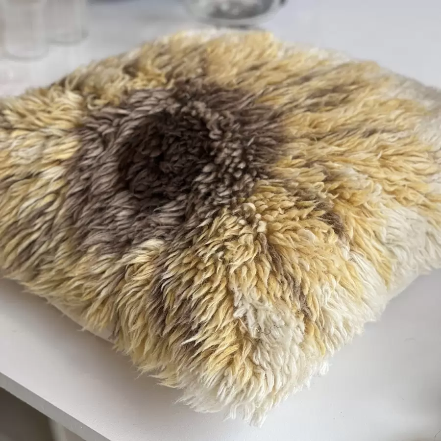 Creative Souls - Pudebetræk Shaggy, Sunflower 55*55 (Vælg 60*60 inderpude)