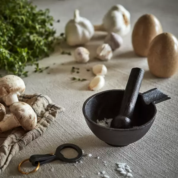 Affari of Sweden - Morter & Støder Frej, Støbejern