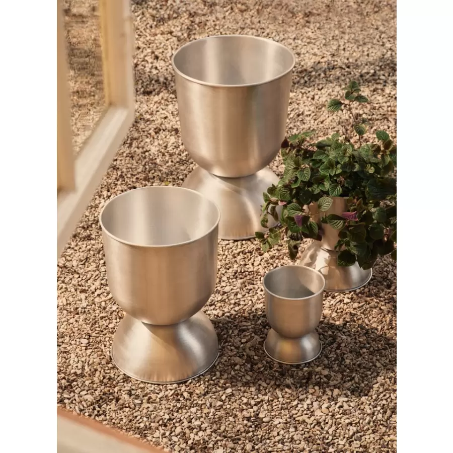 Ferm Living - Hourglass Pot Small, Aluminium Ø:30*42,5