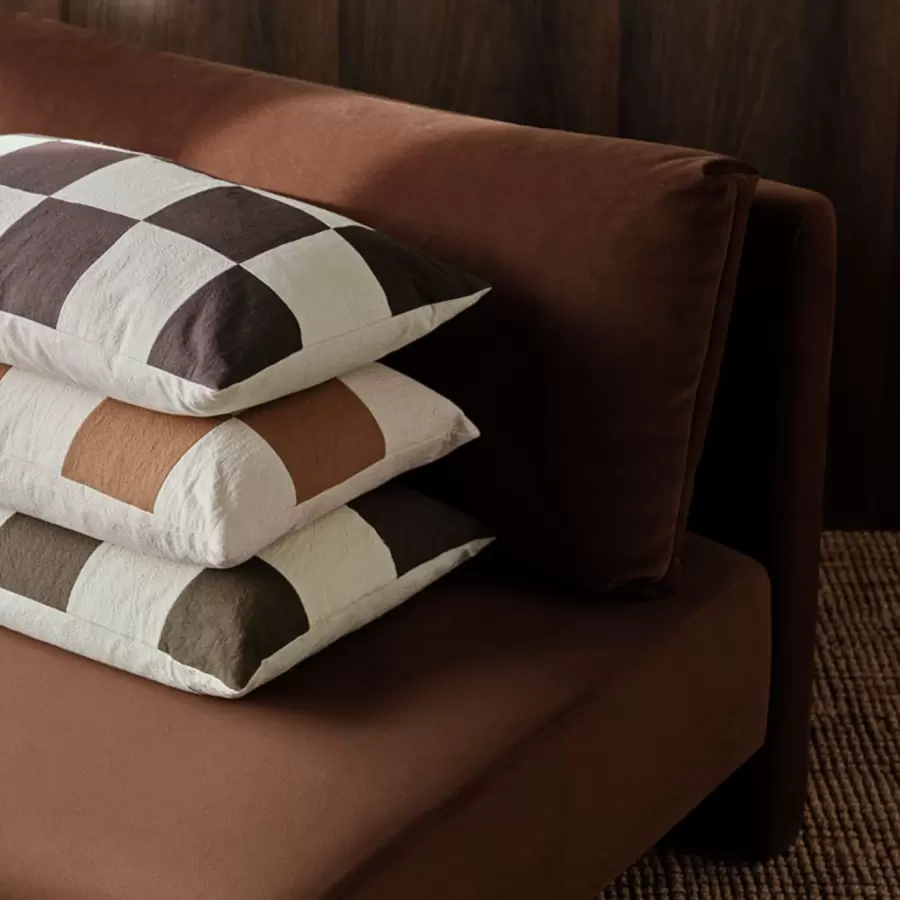 Ferm Living - Pude Fold Patchwork, Coffee/Undyed 40*60