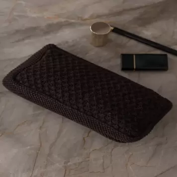 By LOHN - Strikket Clutch Petra, Chocolate