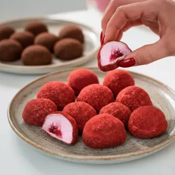 THE MALLOWS - Fyldte Mallows, Jordbær og Mørk Chokolade