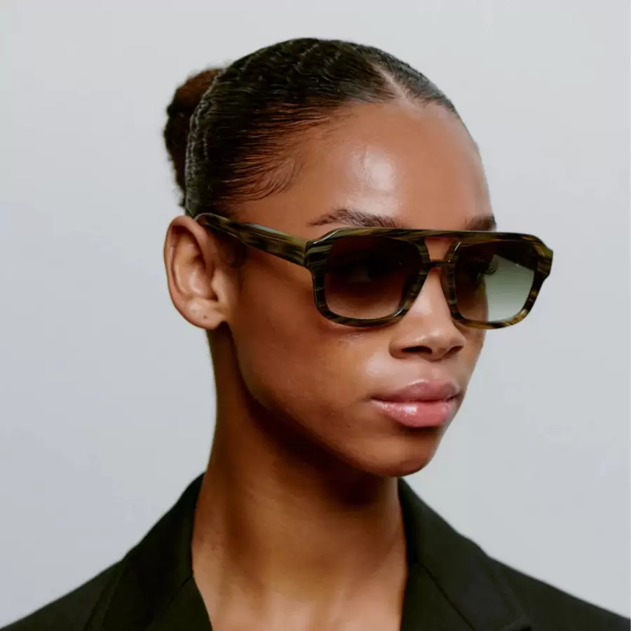 A.Kjærbede - Solbrille Kaya, Striped Horn